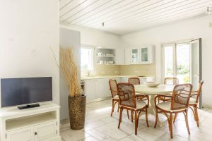 benjamin-button-villa-11