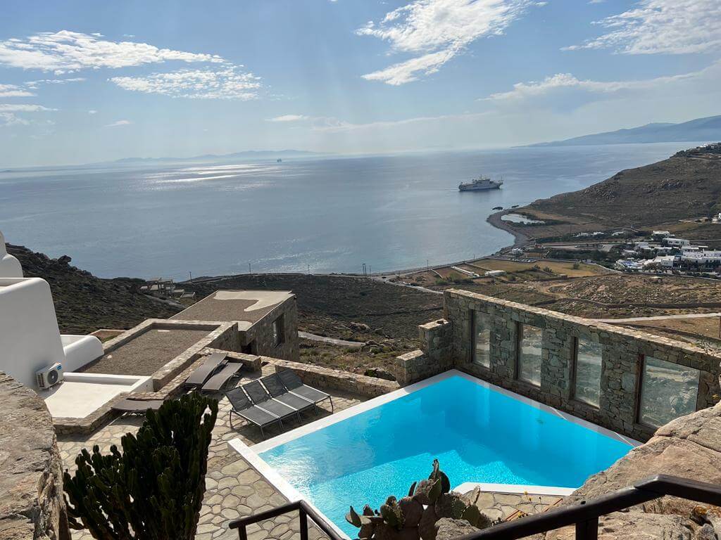 pool-view-Houlakia-Mykonos-02