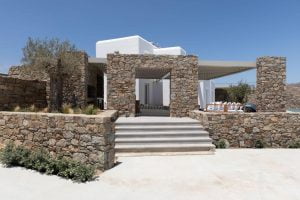 Mare & Sole private entrance